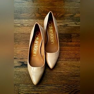 Nude Pumps Calvin Klein size 9